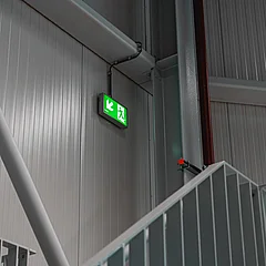Nieuwbouw Quooker kiest voor centrale noodverlichting oplossing van INOTEC