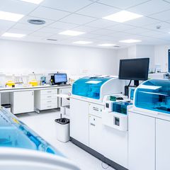 Centrale Noodverlichting in Laboratoria - Werkplekken met verhoogd risico