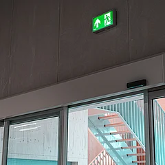Nieuwbouw Quooker kiest voor centrale noodverlichting oplossing van INOTEC